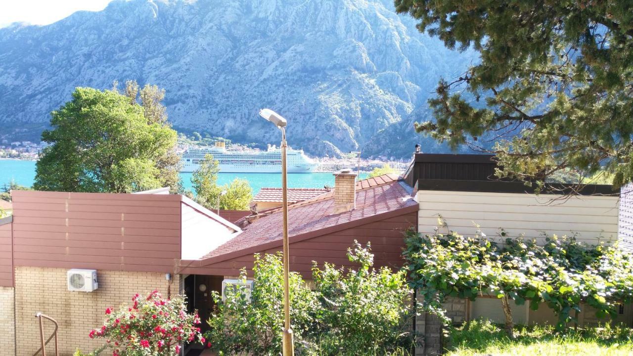 Sofi Appartement Kotor Buitenkant foto
